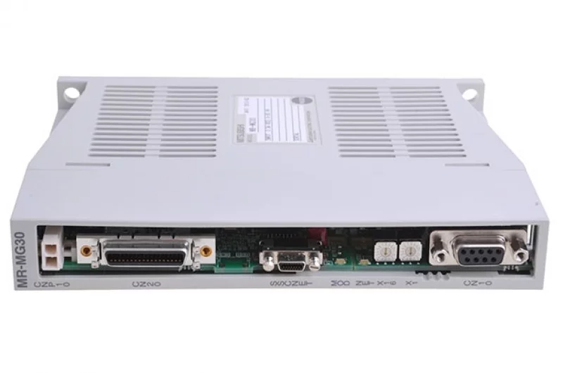 Profibus-DP шлюз (до 6 SSCNET сервоусилителей могут быть подключены) MR-MG30